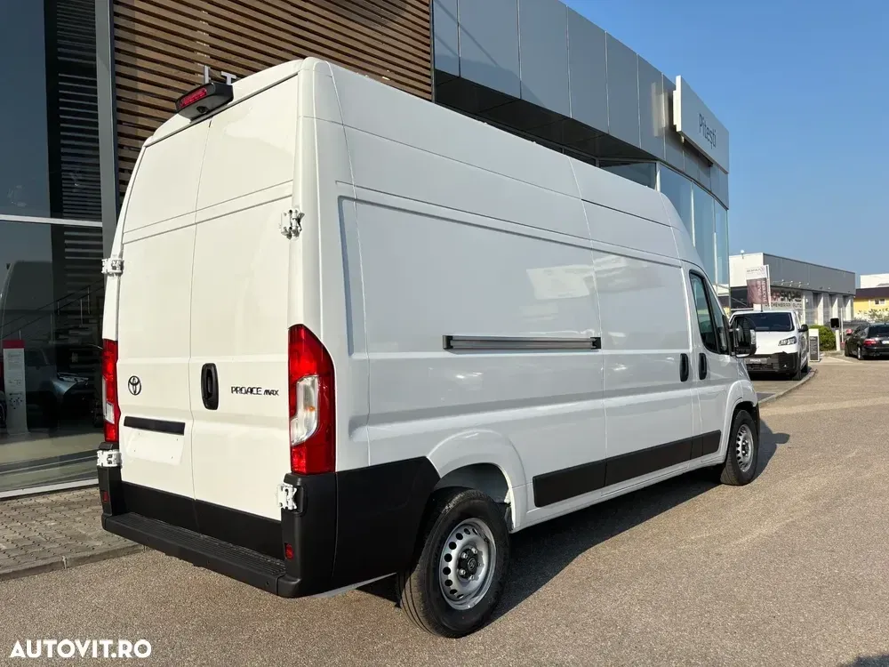 Toyota Proace — imagine 3