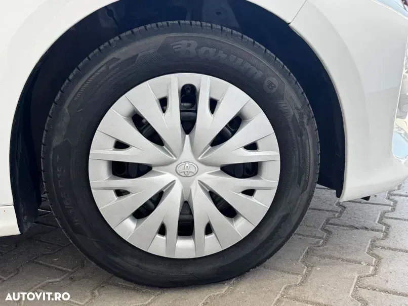 Toyota Yaris — imagine 5