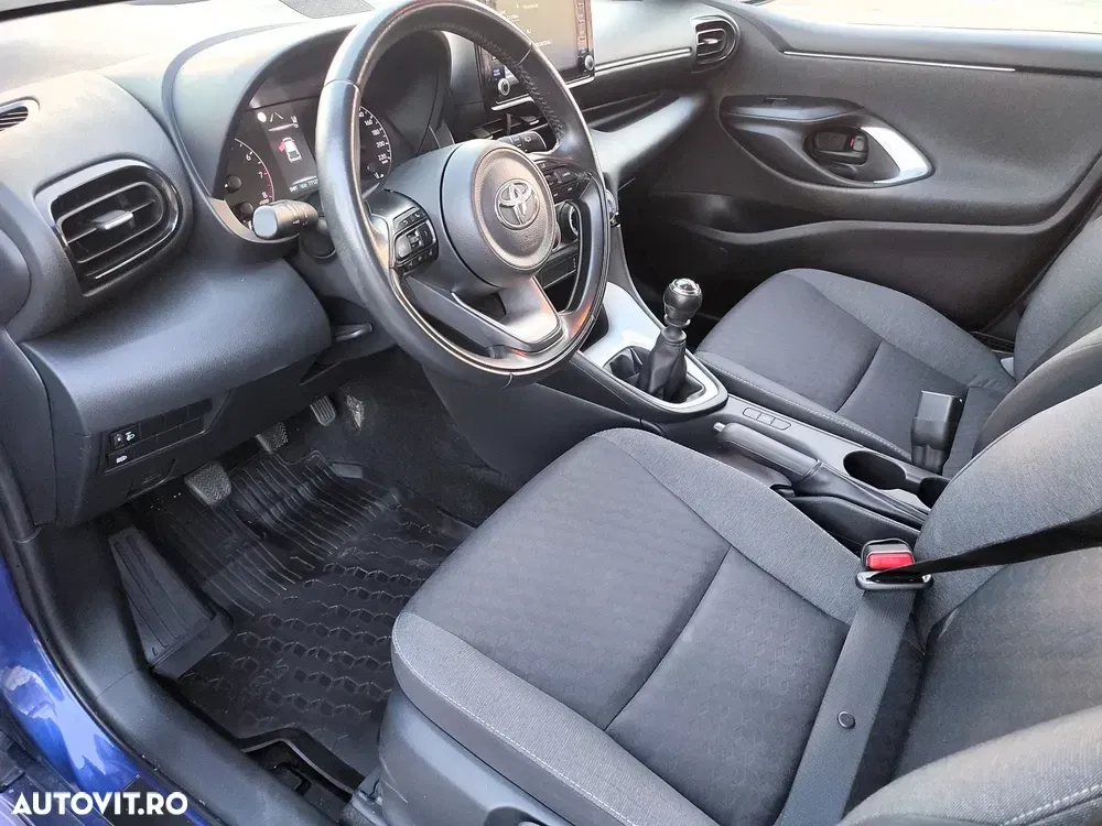 Toyota Yaris — imagine 5