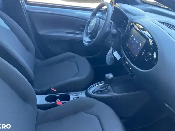 Toyota Aygo X 1.5l HEV 116CP Active