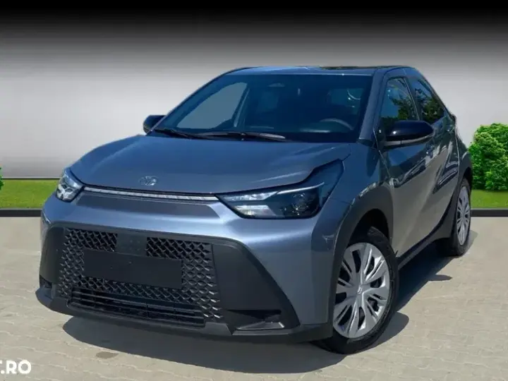 Toyota Aygo X 1.5l HEV 116CP Active