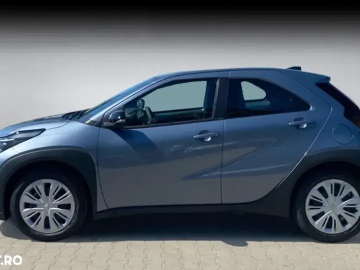 Toyota Aygo X 1.5l HEV 116CP Active