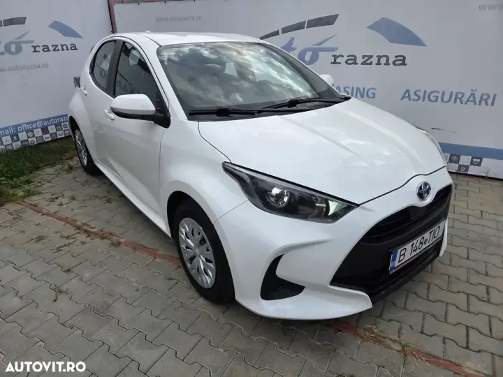 Toyota Yaris 1.5 VVT-i HSD Dynamic