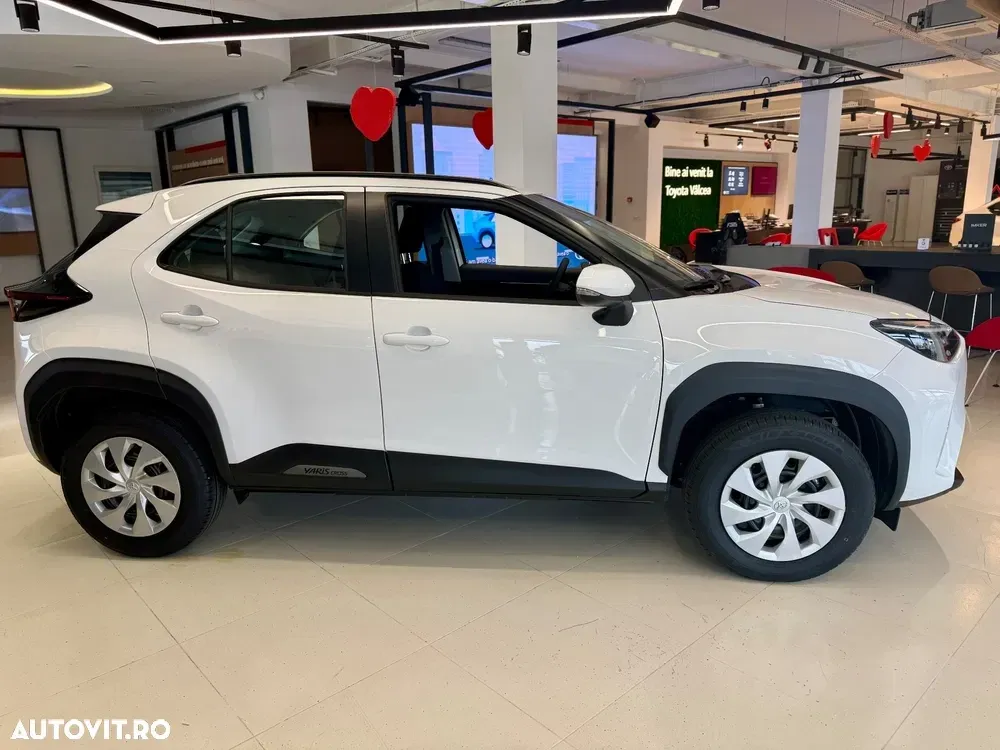 Toyota Yaris Cross 1.5 VVT-i HSD 4x2 Active — imagine 3