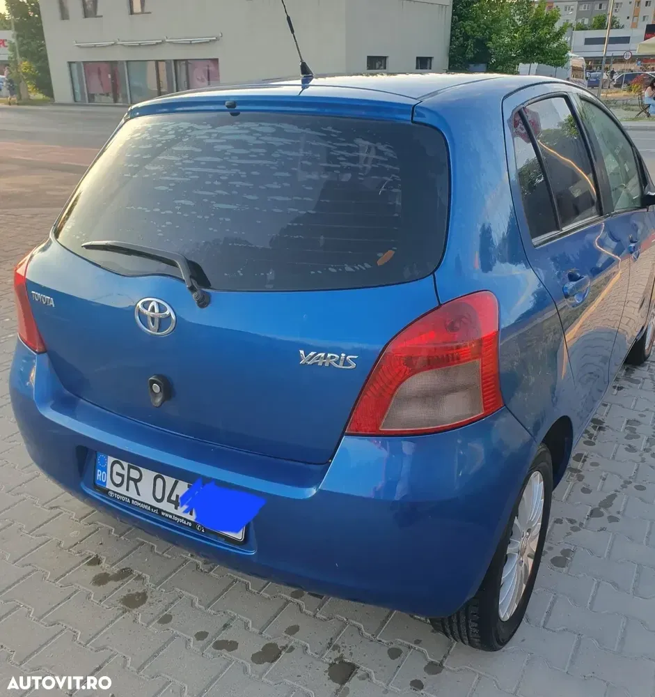 Toyota Yaris 1.0 Luna — imagine 2
