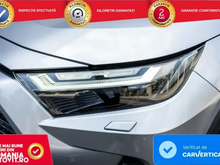 Toyota RAV4 V