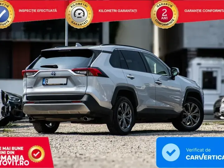 Toyota RAV4 V
