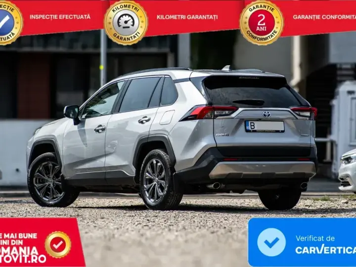 Toyota RAV4 V