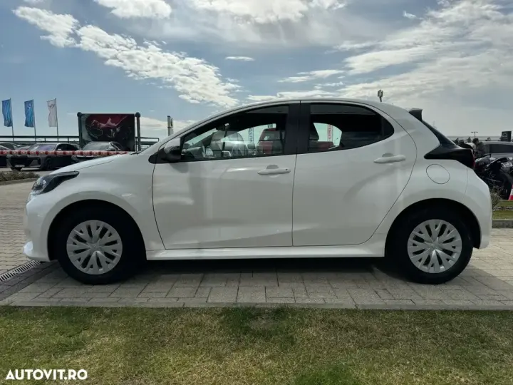 Toyota Yaris 1.5 VVT-i HSD Exclusive Style