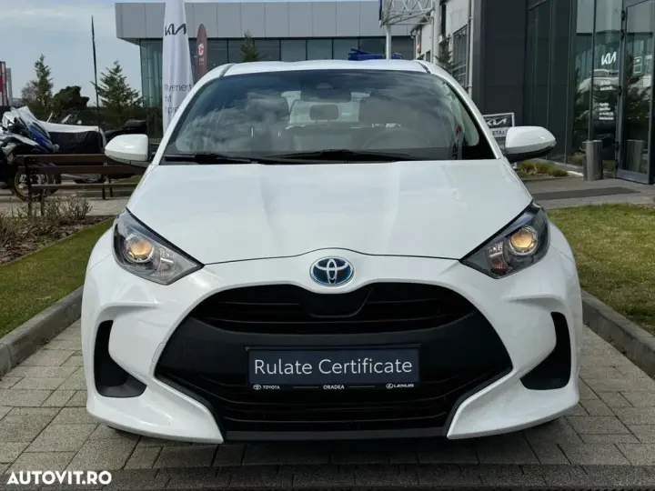 Toyota Yaris 1.5 VVT-i HSD Exclusive Style
