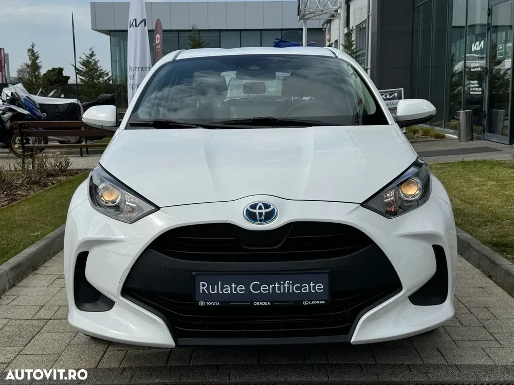 Toyota Yaris 1.5 VVT-i HSD Exclusive Style — imagine 2