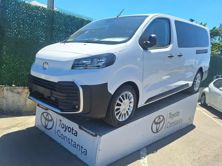 Toyota Proace 2.2 D-4D 180CP 7+1 8AT L2 Comfort
