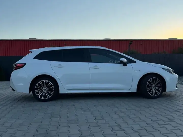 Toyota Corolla XII