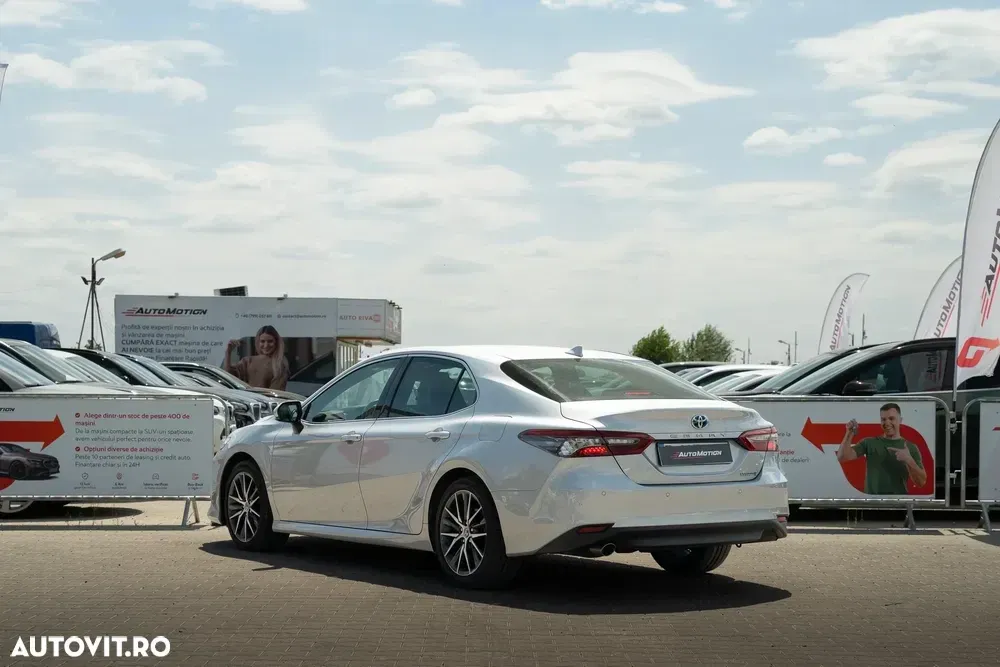 Toyota Camry 2.5 Dynamic — imagine 3