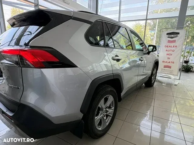 Toyota RAV4 — imagine 6