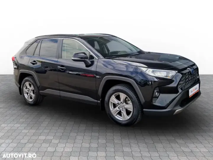 Toyota RAV4 V