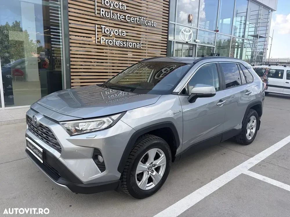 Toyota RAV4 V — imagine 2