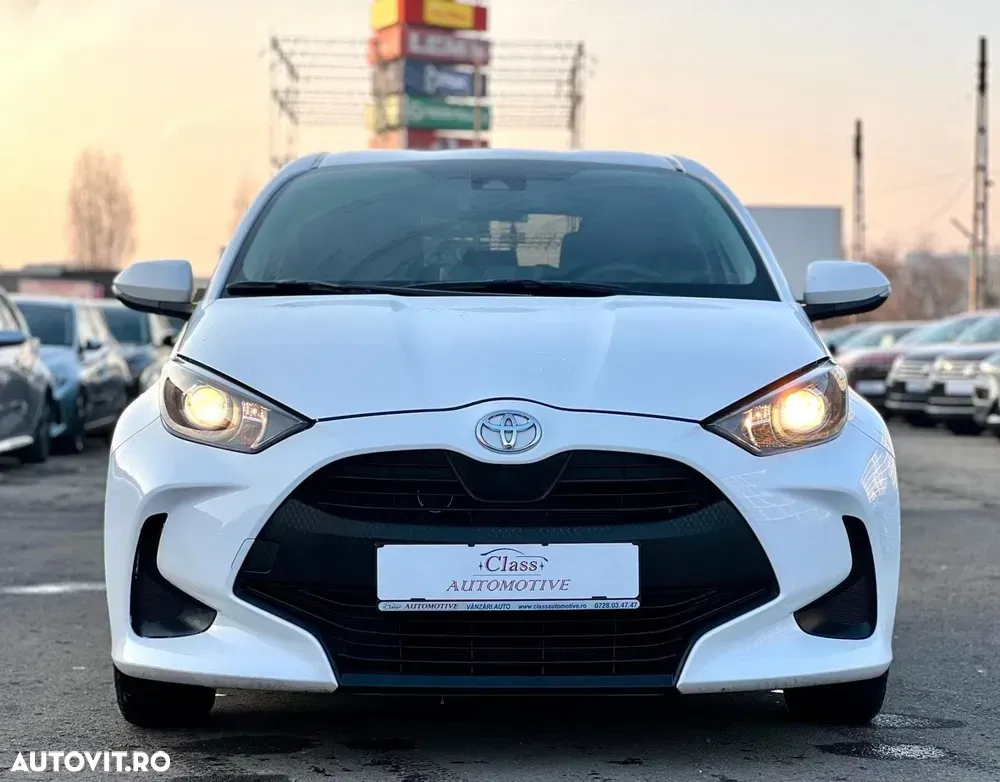 Toyota Yaris 1.0 L Eco — imagine 2