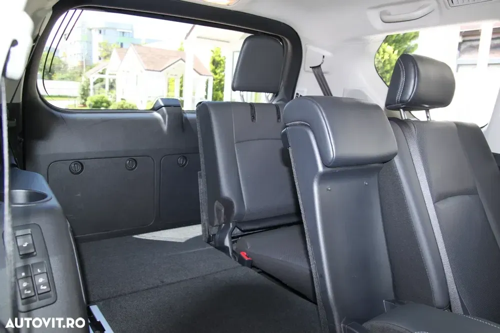 Toyota Land Cruiser 2.8l D-4D 204 CP A/T 7 locuri Luxury AVS Black — imagine 6