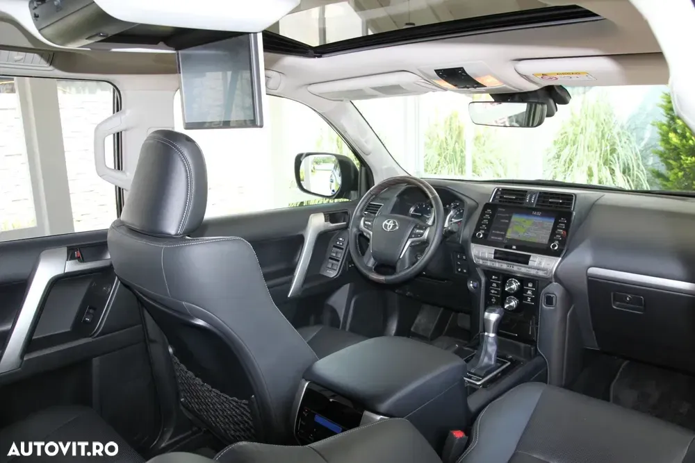 Toyota Land Cruiser 2.8l D-4D 204 CP A/T 7 locuri Luxury AVS Black — imagine 5