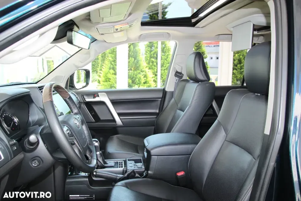 Toyota Land Cruiser 2.8l D-4D 204 CP A/T 7 locuri Luxury AVS Black — imagine 4