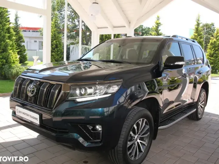 Toyota Land Cruiser 2.8l D-4D 204 CP A/T 7 locuri Luxury AVS Black