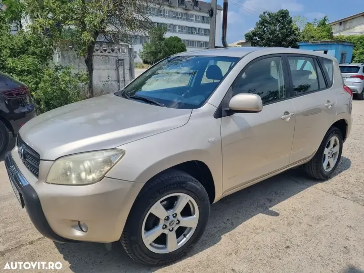Toyota RAV4 III 2.0 Aut Executive