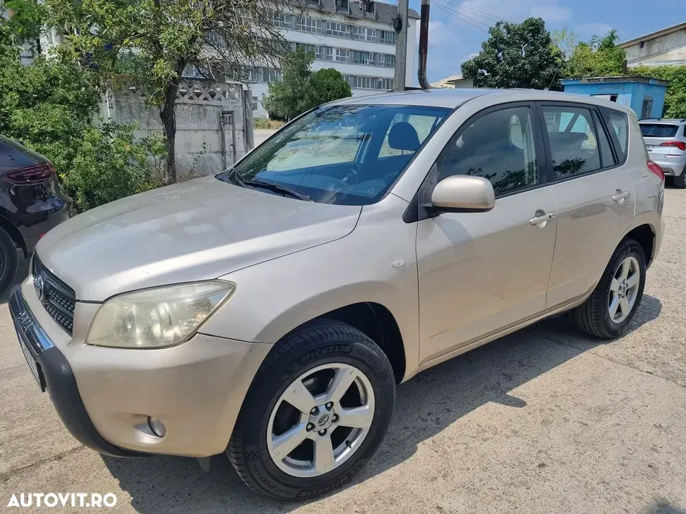 Toyota RAV4 III 2.0 Aut Executive — imagine 2