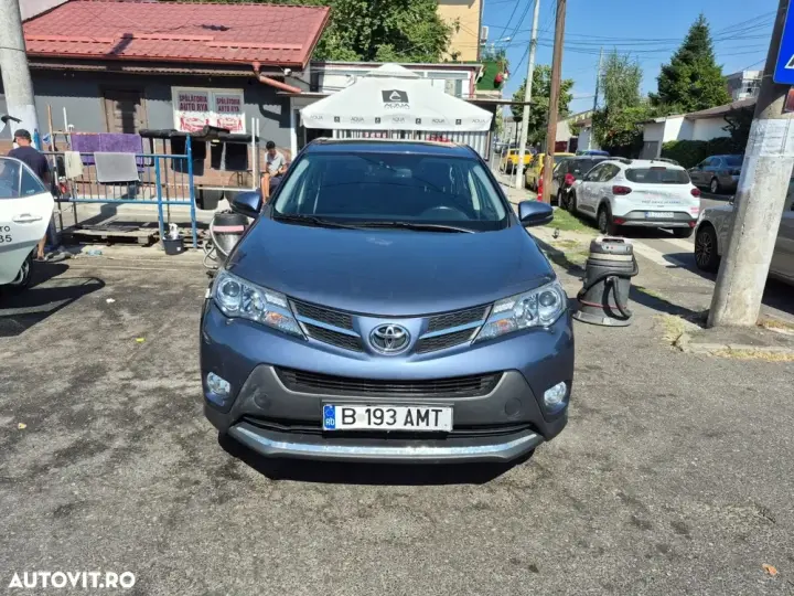 Toyota RAV4 IV 2.2 D-4D Comfort