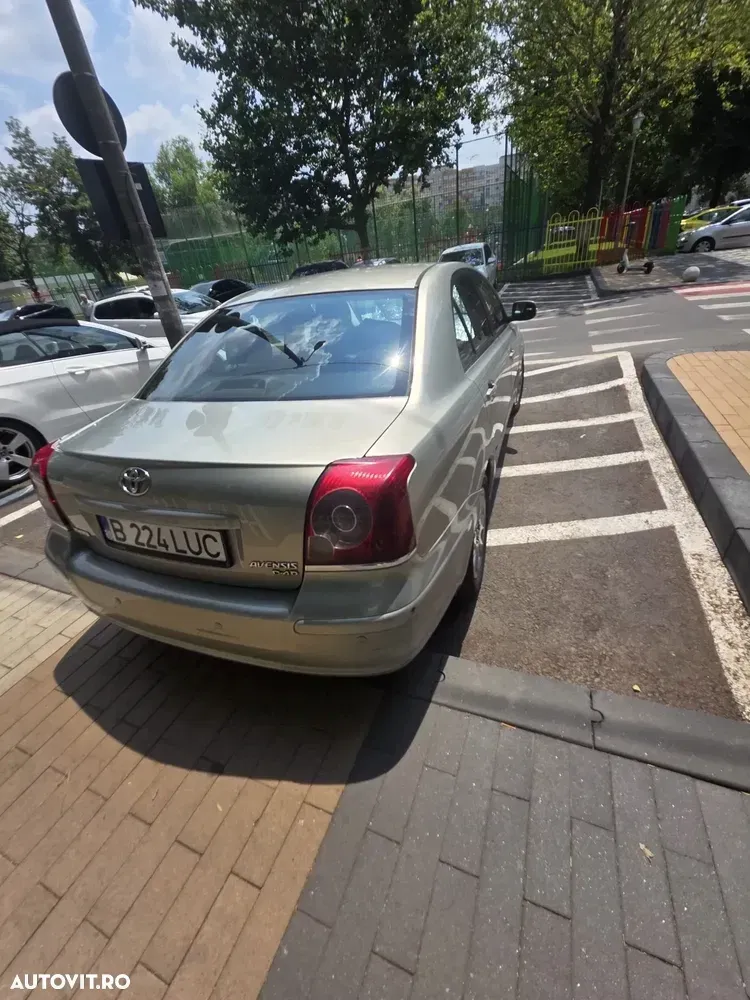 Toyota Avensis II 2.0 D-4D Sedan Luna — imagine 6