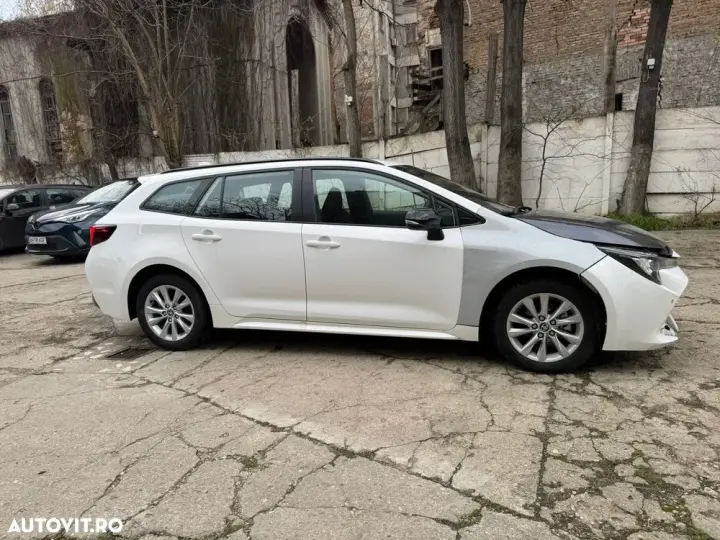 Toyota Corolla XII 1.8 HSD Business