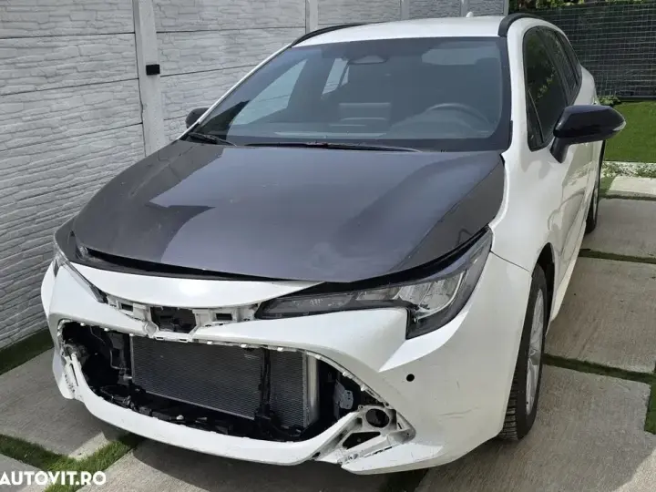 Toyota Corolla XII 1.8 HSD Business