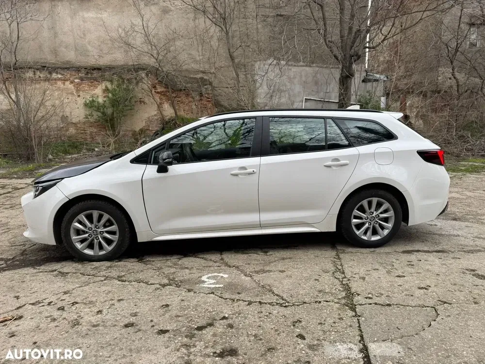 Toyota Corolla XII 1.8 HSD Business — imagine 3