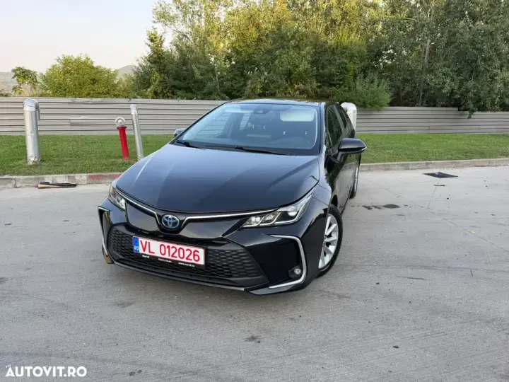 Toyota Corolla XII 1.8 HSD Business