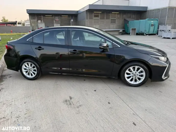 Toyota Corolla XII 1.8 HSD Business