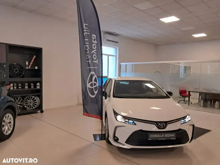 Toyota Corolla Sedan 1.5 TNGA MT Eco