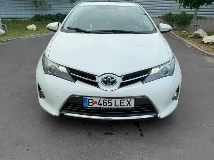 Toyota Auris II 1.8 L VVT-i Sol
