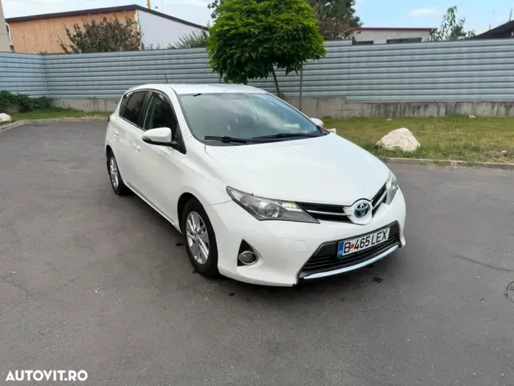 Toyota Auris II 1.8 L VVT-i Sol