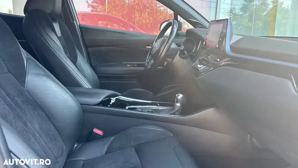 Toyota C-HR — imagine 6
