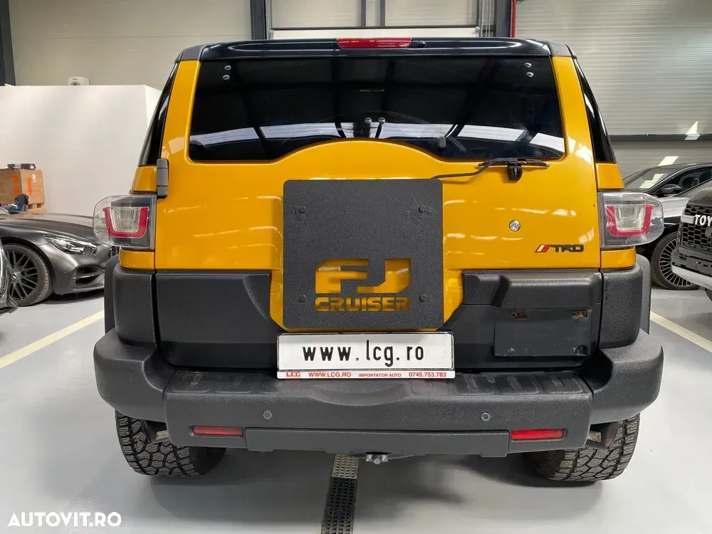 Toyota FJ — imagine 4