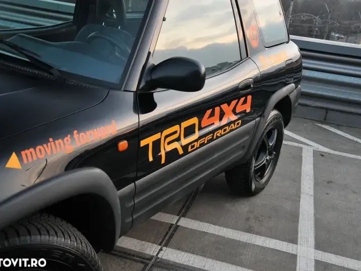 Toyota RAV4 I 4x4
