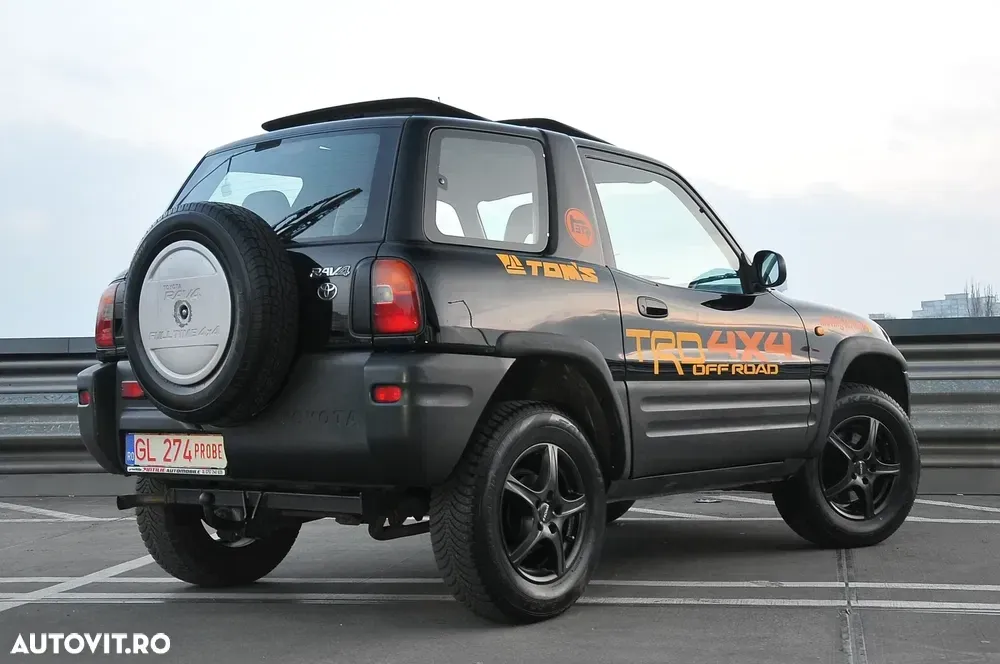 Toyota RAV4 I 4x4 — imagine 2