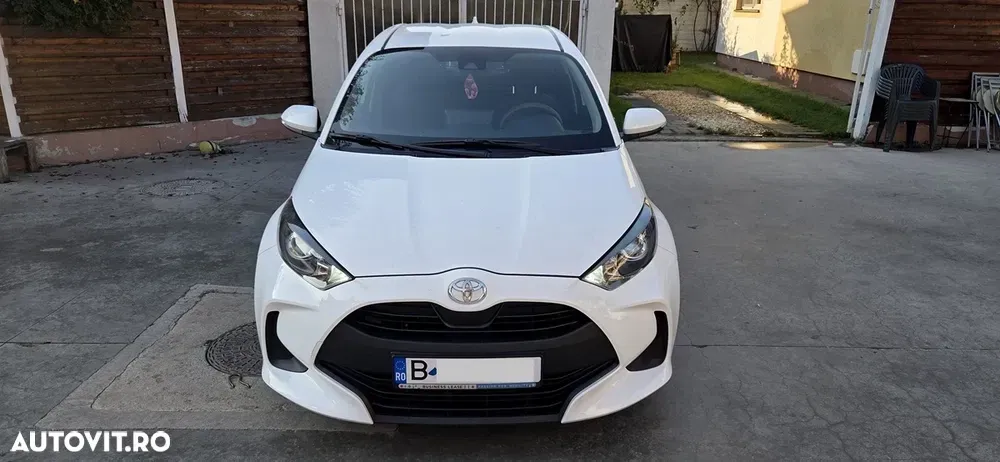 Toyota Yaris 1.0 L Eco — imagine 2