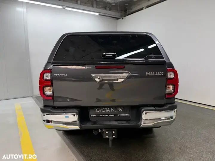 Toyota Hilux VIII 2.8D 204CP 4x4 Double Cab AT Executive