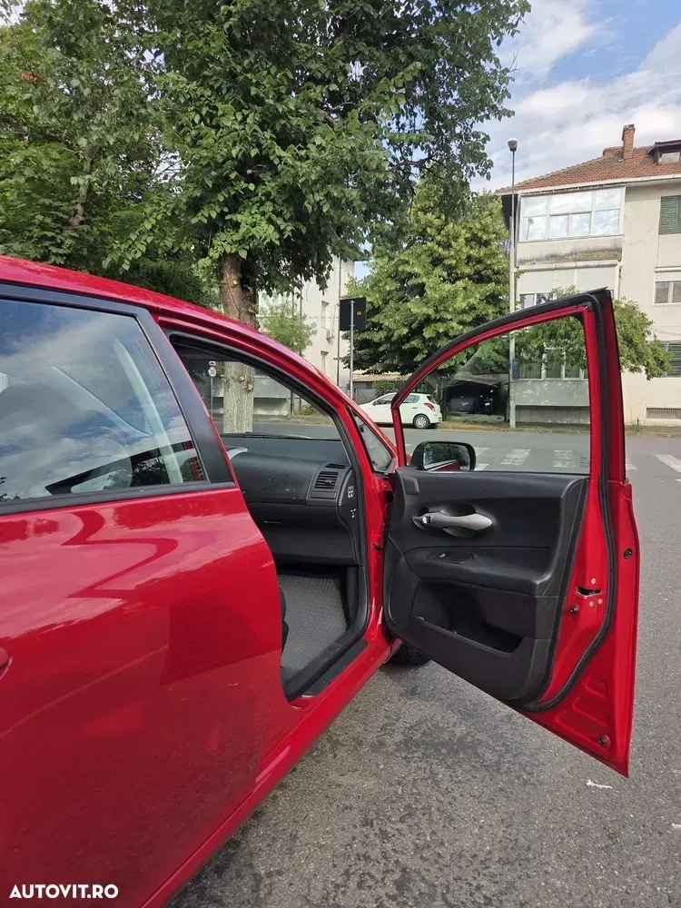 Toyota Auris I 1.4 D-4D Luna — imagine 5