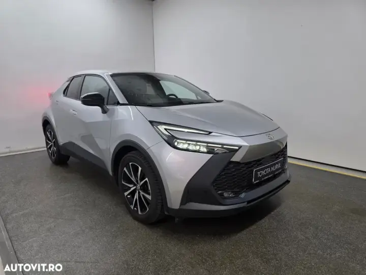 Toyota C-HR 2.0 HEV 197 CP 4x2 CVT Dynamic
