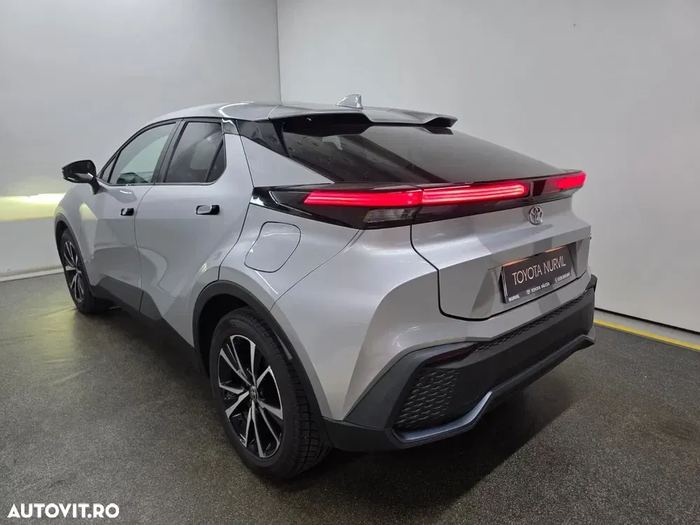 Toyota C-HR 2.0 HEV 197 CP 4x2 CVT Dynamic — imagine 4
