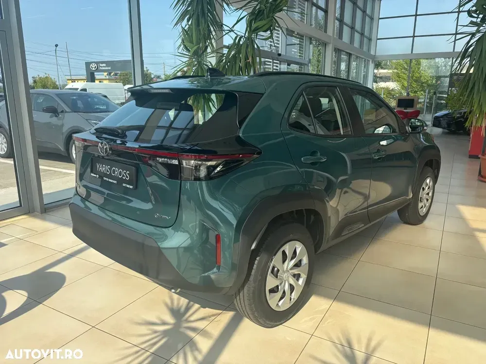 Toyota Yaris Cross 1.5 VVT-i HSD 4x2 Active — imagine 4