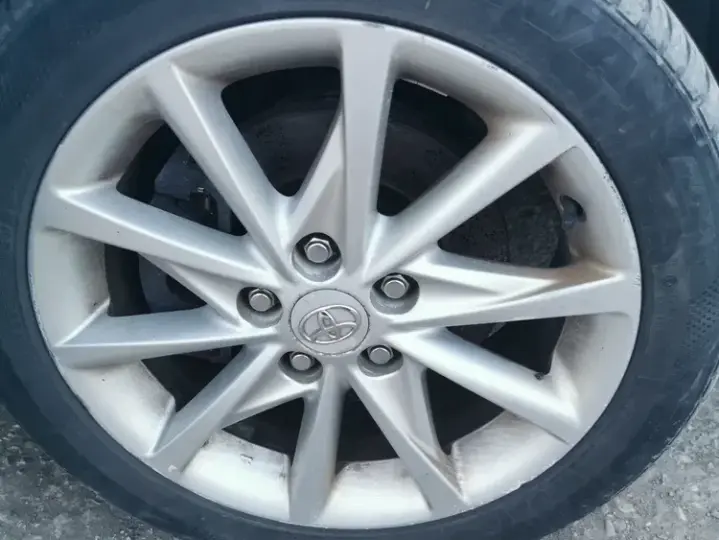 Toyota Prius+