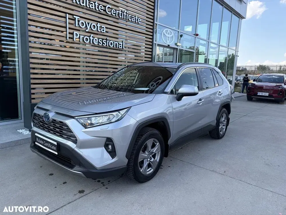 Toyota RAV4 — imagine 2